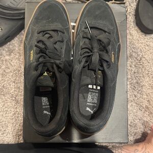 Puma Women’s Black Sneakers